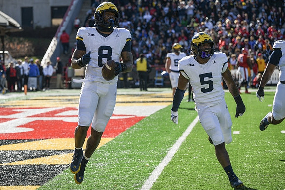 Derrick Moore (8) and Josaiah Stewart (5)