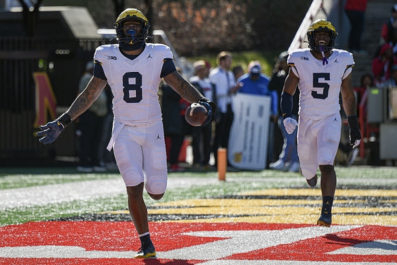 Derrick Moore (8) and Josaiah Stewart (5)