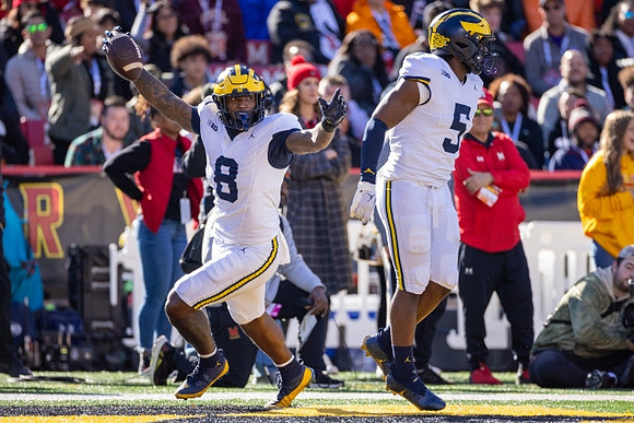 Derrick Moore (8) and Josaiah Stewart (5)