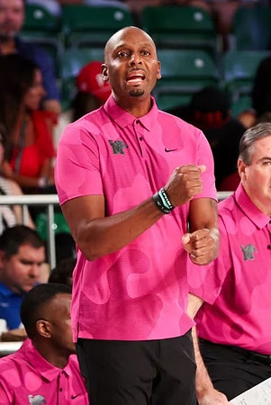 Memphis Head Coach Anfernee Hardaway