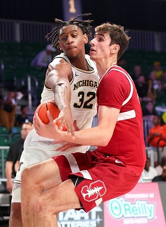Tarris Reed Jr. (32)