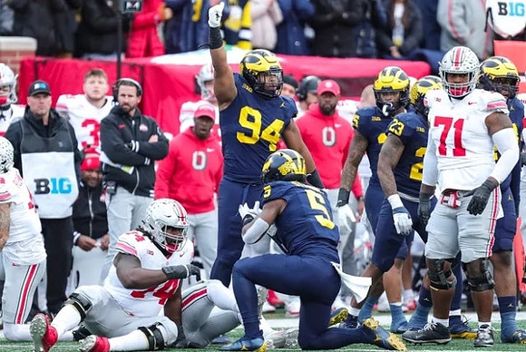 Kris Jenkins (94), Josaiah Stewart (5), Junior Colson (25), and Michael Barrett (23)