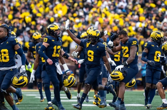 Ja'Den McBurrows (18), DJ Waller Jr. (13), Rod Moore (9), Josaiah Stewart (5), Jaylen Harrell (32), and Mike Sainristil (0)