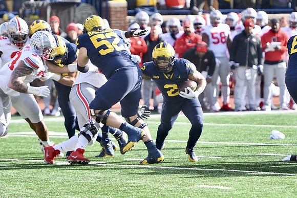 Karsen Barnhart (52) and Blake Corum (2)