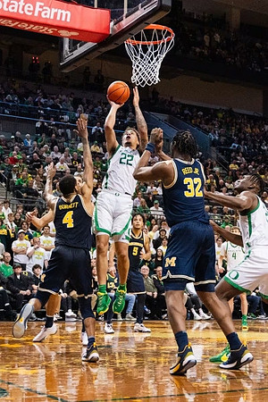 Nimari Burnett (4), Terrance Williams II (5), and Tarris Reed Jr. (32)