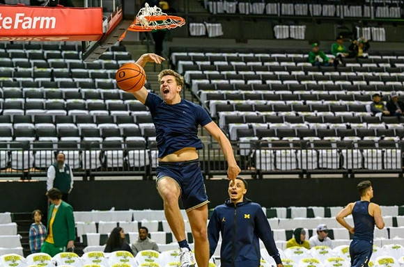 Will Tschetter (42) and Jaelin Llewellyn (3)