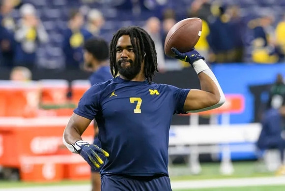 Donovan Edwards (7)