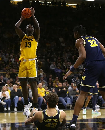 Will Tschetter (42) and Tarris Reed Jr. (32)