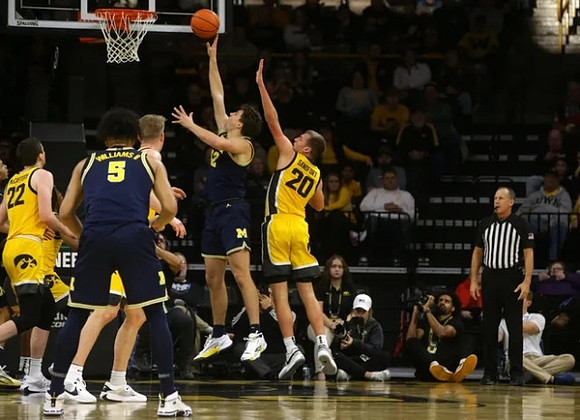 Terrance Williams II (5) and Will Tschetter (42)
