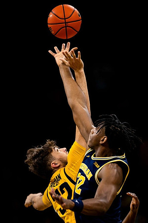 Tarris Reed Jr. (32)