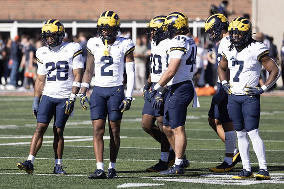 Benjamin Hall (28), Jadyn Davis (2), Kalel Mullings (20), Max Bredeson (44), and Donovan Edwards (7)