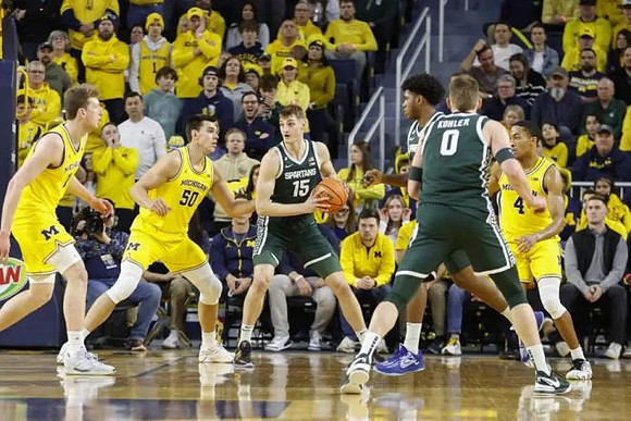 Danny Wolf (1), Vladislav Goldin (50), and Nimari Burnett (4)