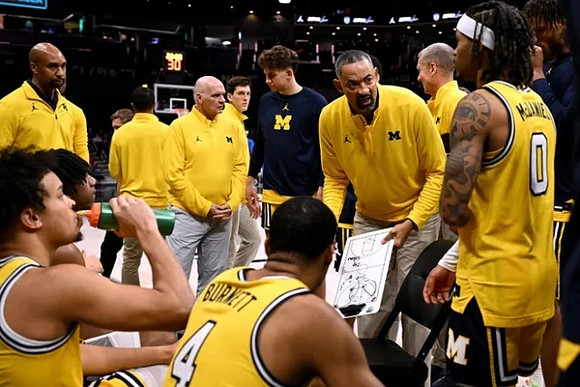 Juwan Howard and Michigan Team
