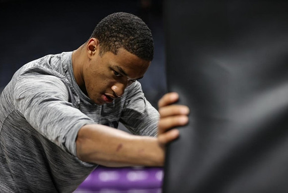 Nimari Burnett (4)