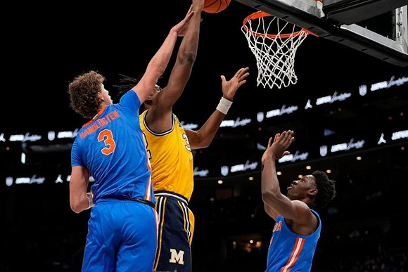 Tarris Reed Jr. (32)