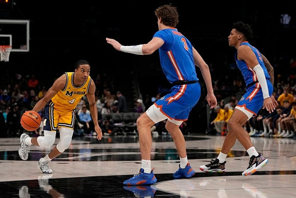 Nimari Burnett (4)