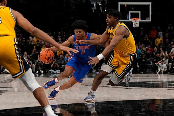 Tarris Reed Jr. (32)