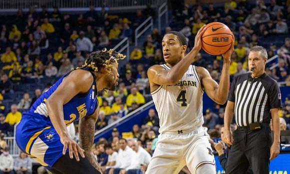 Nimari Burnett (4)