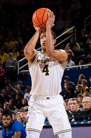 Nimari Burnett (4)