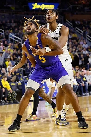 Tarris Reed Jr. (32)