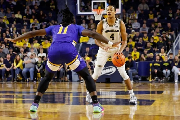 Nimari Burnett (4)
