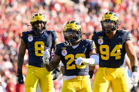 Derrick Moore (8), Michael Barrett (23), and Kris Jenkins (94)