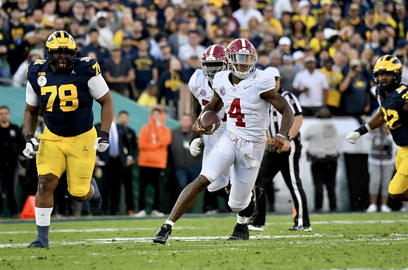 Kenneth Grant (78) and Jaylen Harrell (32)