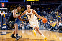 Tarris Reed Jr. (32)
