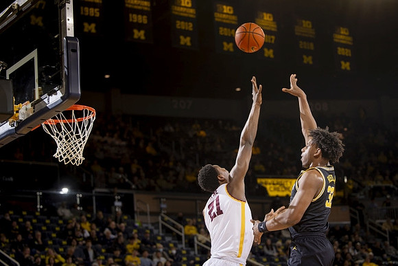 Tarris Reed Jr. (32)