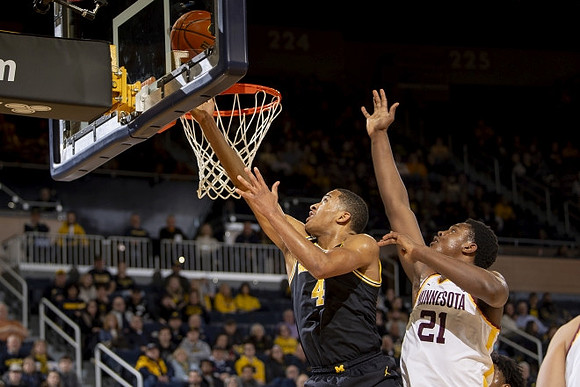 Nimari Burnett (4)