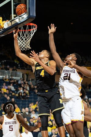 Nimari Burnett (4)