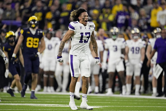 AJ Barner (89)