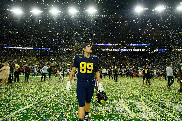 AJ Barner (89)