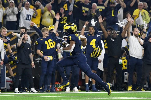 Donovan Edwards (7)