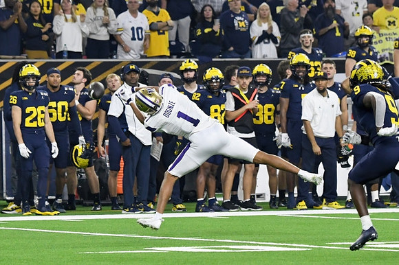 Rod Moore (9)