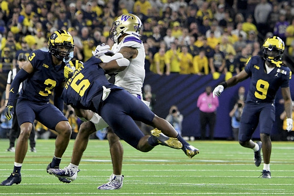 Keon Sabb (3), Josaiah Stewart (5), and Rod Moore (9)