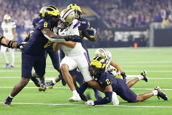 Derrick Moore (8), Will Johnson (2), and Rod Moore (9)