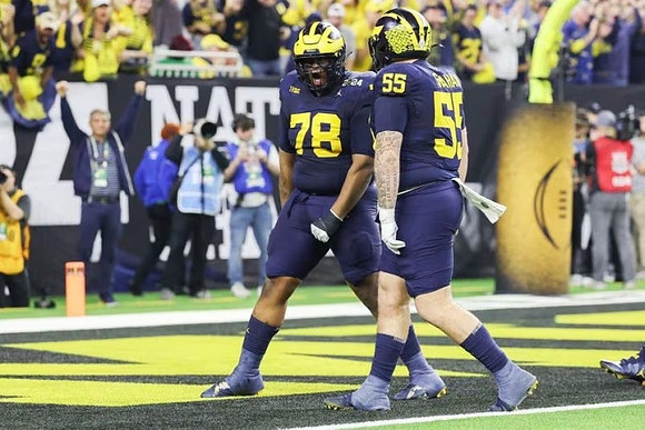 Kenneth Grant (78) and Mason Graham (55)