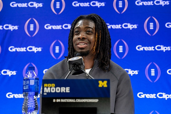 Rod Moore (9)