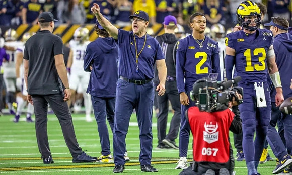 Jim Harbaugh and Michigan Team