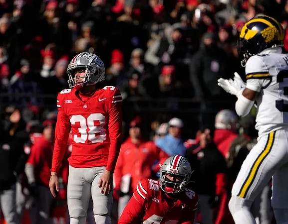 Jyaire Hill (35)