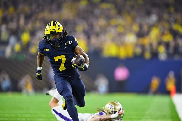 Donovan Edwards (7)