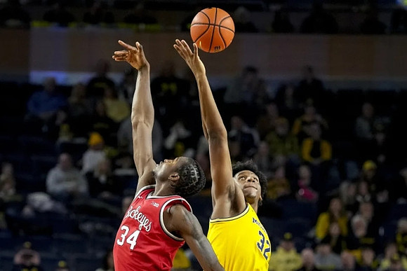 Tarris Reed Jr. (32)