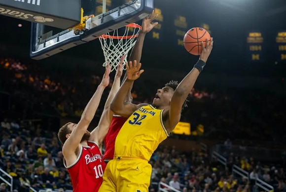Tarris Reed Jr. (32)