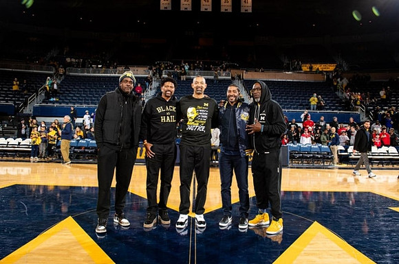 Chris Webber, Jalen Rose, Juwan Howard, Jimmy King, and Ray Jackson
