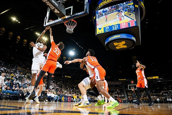 Tarris Reed Jr. (32)