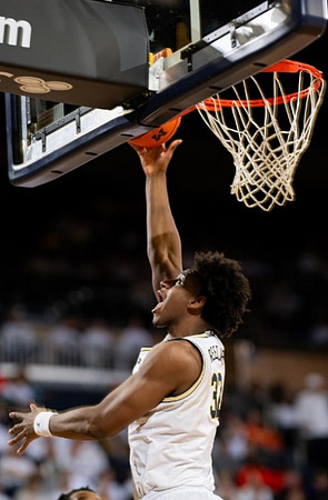 Tarris Reed Jr. (32)