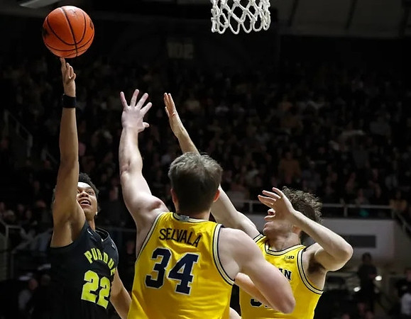 Jackson Selvala (34) and Harrison Hochberg (31)