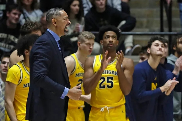 Juwan Howard and Michigan Team