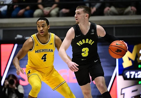 Nimari Burnett (4)